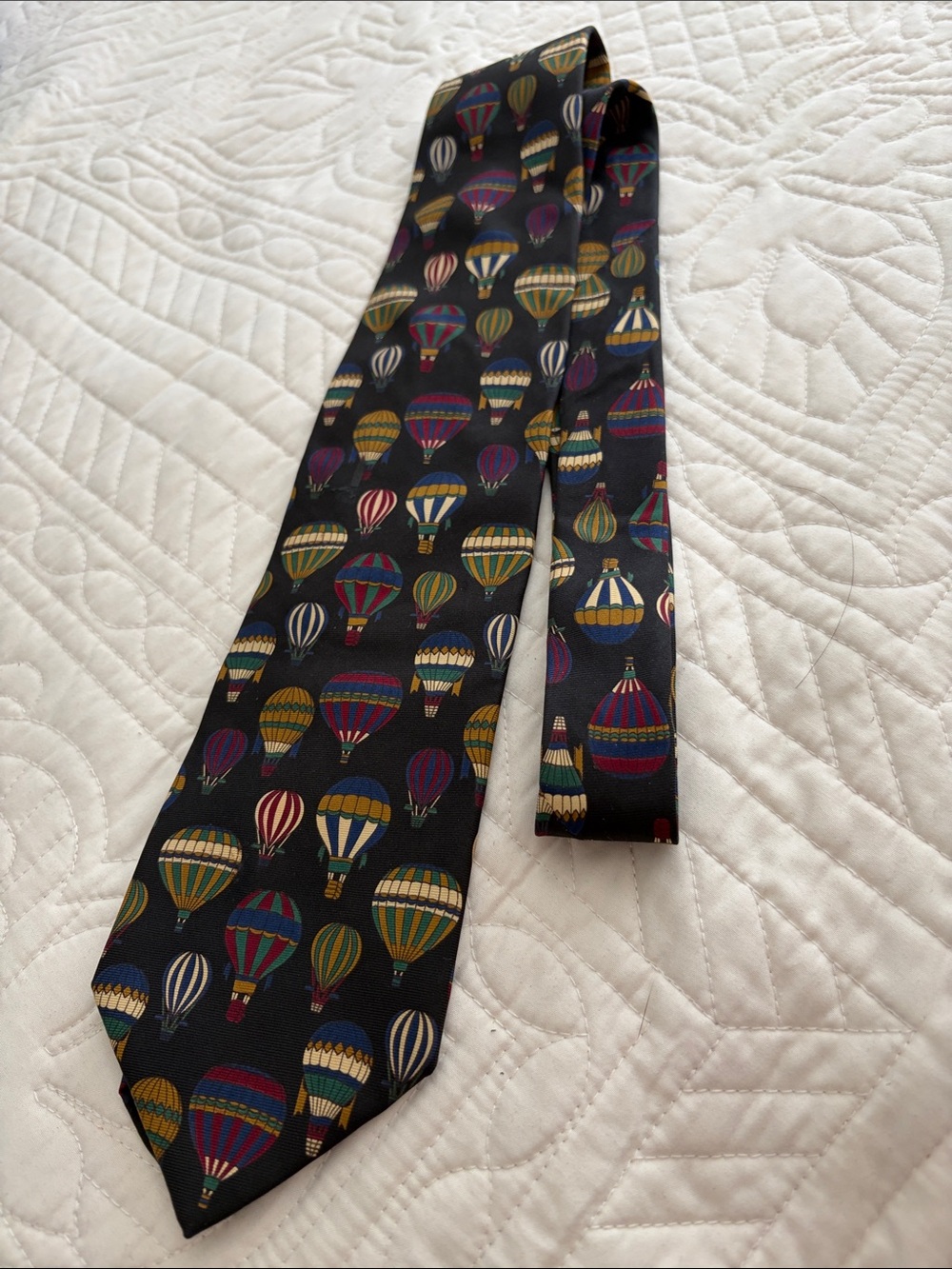 Brooks Brothers Navy Silk Tie with Multicolor Hot Air Balloons